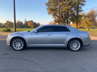 2011 Chrysler 300 C