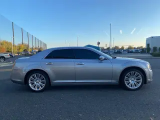 2011 Chrysler 300 C