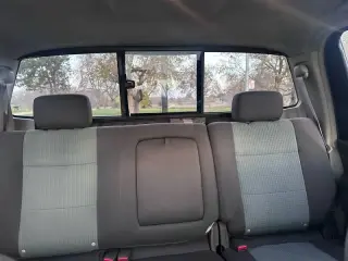 2004 Nissan Titan SE