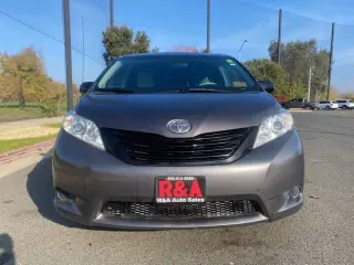 2014 Toyota Sienna L 7-Passenger
