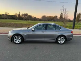 2011 BMW 5 Series 528i