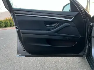 2011 BMW 5 Series 528i