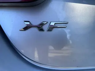 2015 Jaguar XF 2.0T Premium