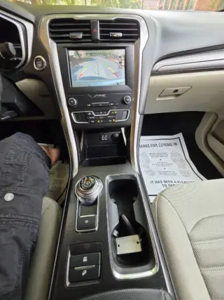 2019 Ford Fusion Hybrid SE