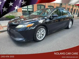 2019 Toyota Camry Hybrid XLE