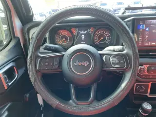 2024 Jeep Gladiator