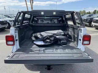 2024 Jeep Gladiator