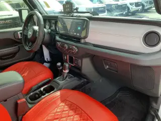 2024 Jeep Gladiator
