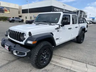 2024 Jeep Gladiator