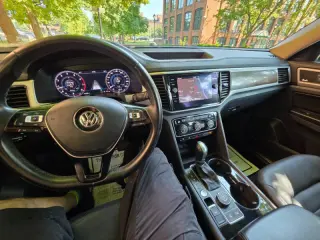 2018 Volkswagen Atlas V6 SEL Premium 4Motion