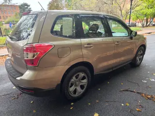 2015 Subaru Forester 2.5i
