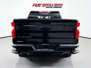 Chevrolet Silverado 1500 2021 4x4 LT Trail Boss 4 puertas Cabina Doble 5.8 pies. SB
