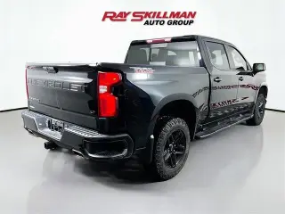 Chevrolet Silverado 1500 2021 4x4 LT Trail Boss 4 puertas Cabina Doble 5.8 pies. SB