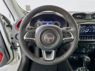 Jeep Renegade 2023 4x4 Trailhawk 4 puertas SUV