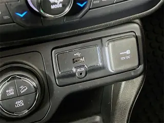 Jeep Renegade 2023 4x4 Trailhawk 4 puertas SUV