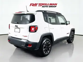 Jeep Renegade 2023 4x4 Trailhawk 4 puertas SUV