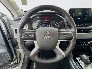 Mitsubishi Outlander 2025 AWD SE SUV de 4 puertas