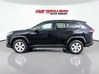 Toyota RAV4 2024 AWD LE SUV 4 puertas