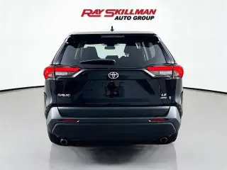 Toyota RAV4 2024 AWD LE SUV 4 puertas