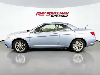 Chrysler 200 2013 Limited 2dr Convertible