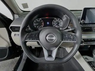Nissan Altima 2025 2.5 SV 4dr Sedan