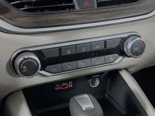 Nissan Altima 2025 2.5 SV 4dr Sedan
