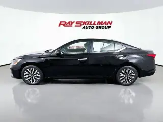 Nissan Altima 2025 2.5 SV 4dr Sedan