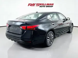 Nissan Altima 2025 2.5 SV 4dr Sedan