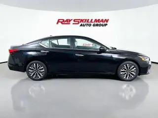 Nissan Altima 2025 2.5 SV 4dr Sedan
