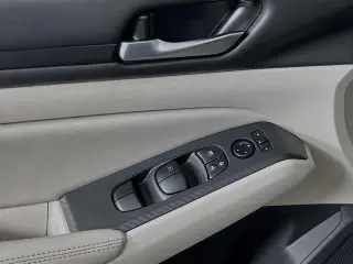 Nissan Altima 2025 2.5 SV 4dr Sedan