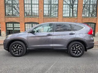 2016 Honda CR-V
SE