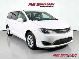 Chrysler Pacifica 2018 Touring Plus 4dr Mini-Van