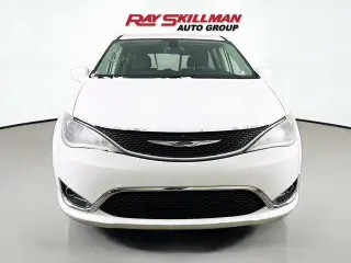 Chrysler Pacifica 2018 Touring Plus 4dr Mini-Van