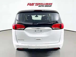Chrysler Pacifica 2018 Touring Plus 4dr Mini-Van