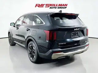 Kia Sorento 2024 S 4dr SUV