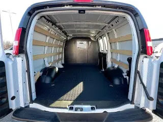 GMC Savana 2024 2500 3dr Cargo Van