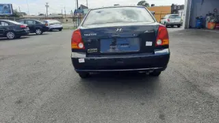 2004 Hyundai Accent GL