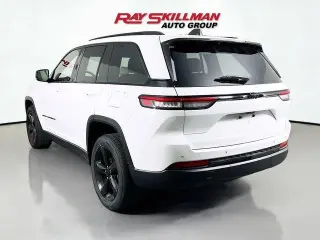 Jeep Grand Cherokee 2024 4x2 Altitude 4dr SUV