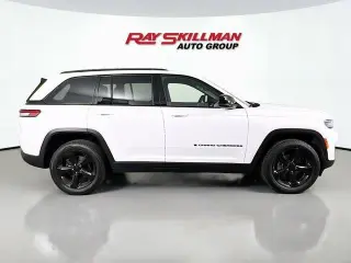 Jeep Grand Cherokee 2024 4x2 Altitude 4dr SUV
