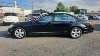 2010 Mercedes-Benz S-Class S 550 4MATIC