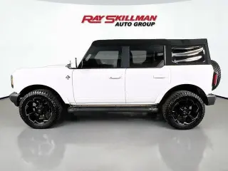 Ford Bronco 2023 4x4 Outer Banks 4dr SUV