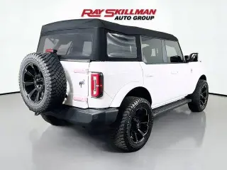 Ford Bronco 2023 4x4 Outer Banks 4dr SUV