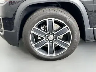 GMC Acadia 2023 4x4 SLT 4dr SUV