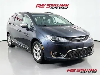 Chrysler Pacifica 2019 Limited 4dr Mini-Van