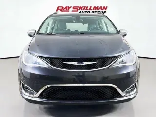 Chrysler Pacifica 2019 Limited 4dr Mini-Van