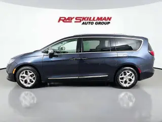 Chrysler Pacifica 2019 Limited 4dr Mini-Van