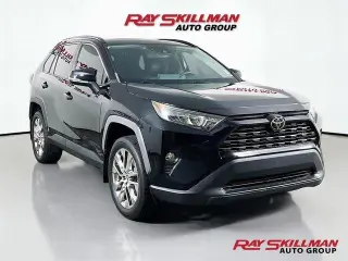 Toyota RAV4 2021 AWD XLE Premium 4dr SUV
