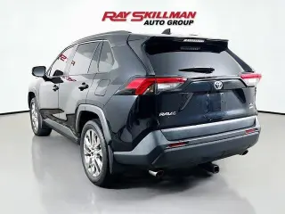 Toyota RAV4 2021 AWD XLE Premium 4dr SUV