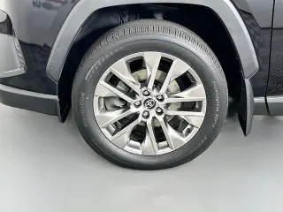Toyota RAV4 2021 AWD XLE Premium 4dr SUV