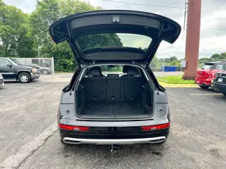 2018 Audi Q5 2.0T quattro Premium Plus